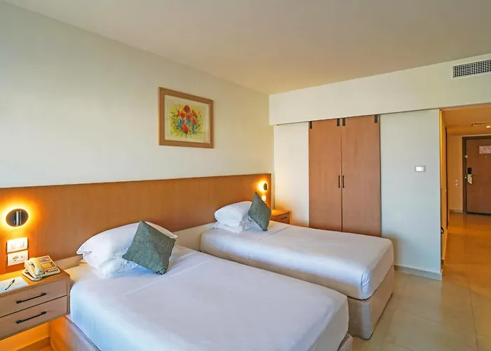 Safir Waterfalls 5*