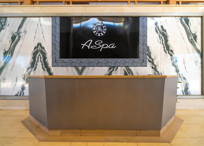 Safir Waterfalls منتجع شرم الشيخ